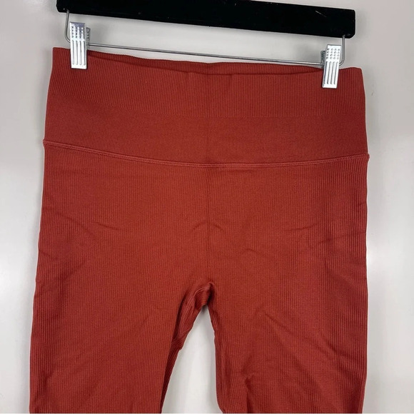 Victoria's Secret Sport Orange Mid Rise Ribbed Work Out Leggings Size Large - Picture 2 of 7